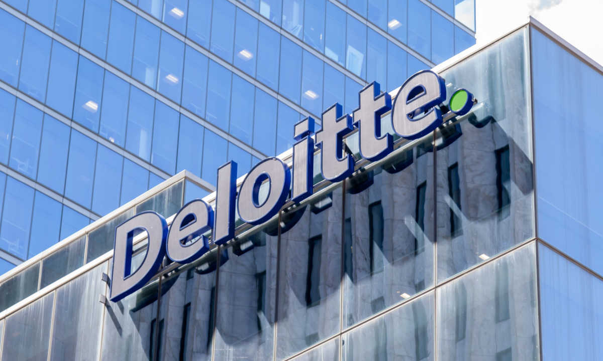 Deloitte Begins Rollout of AI Agents for Finance