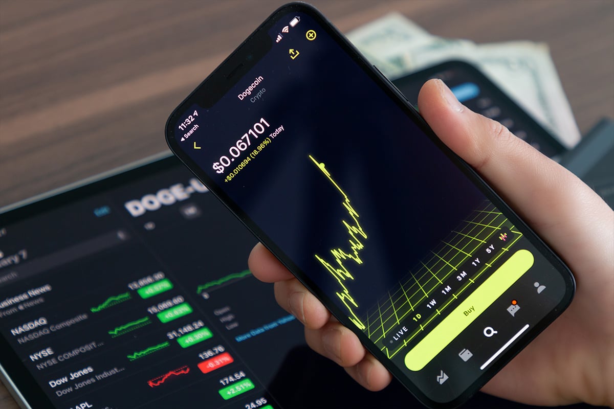 Skyrockets 1,736% on Bold Crypto & AI Pivot