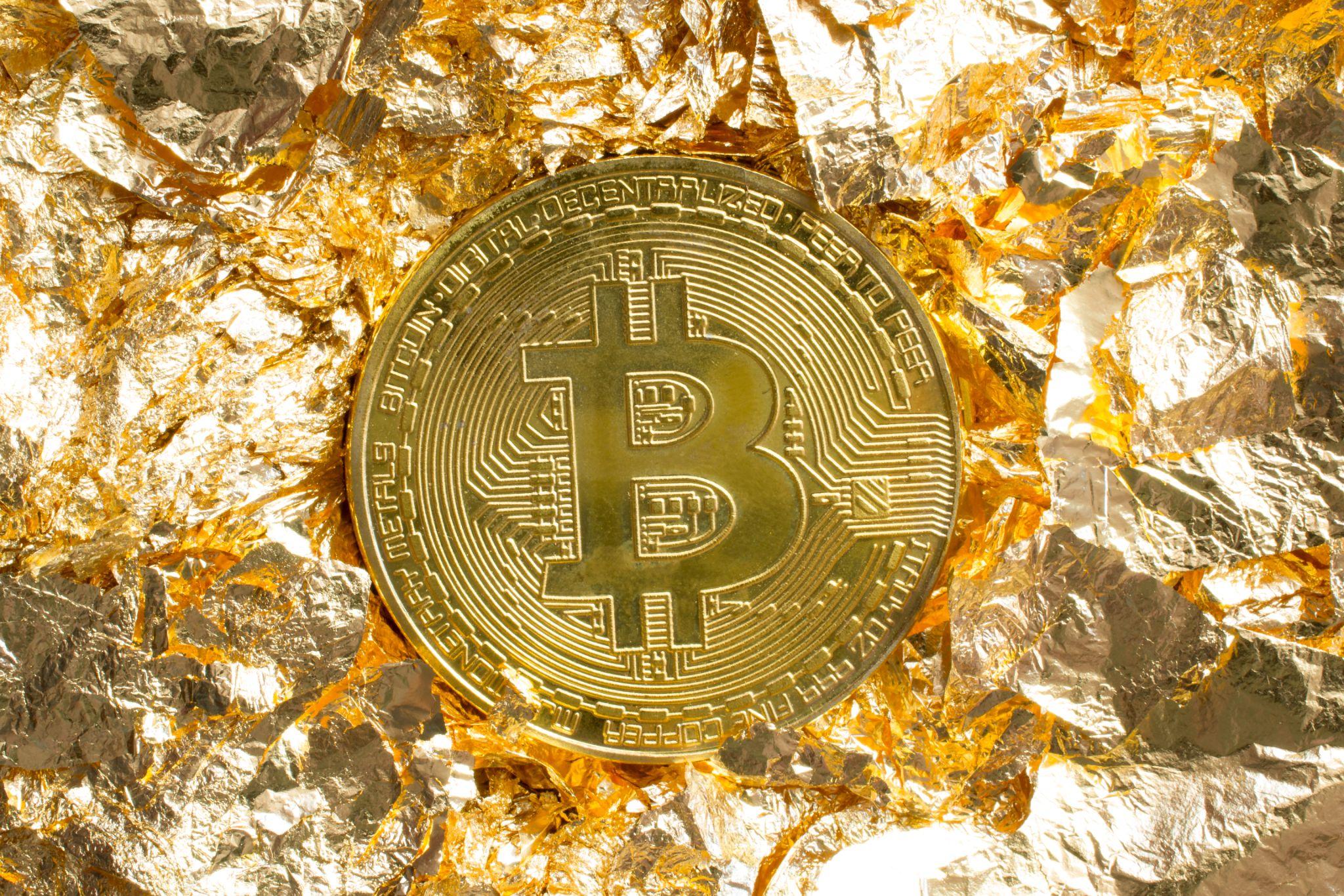 DeepSnitch AI at $0.01735 as Bitcoin Outperforms Gold