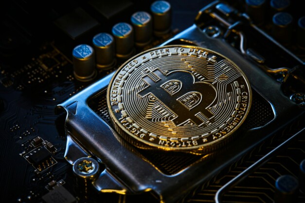 Bitcoin Faces Key Resistance After 10% Rally
