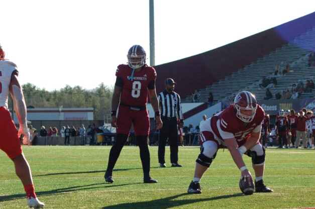 UMass football offense shows new wrinkles in spring game – Massachusetts Daily Collegian